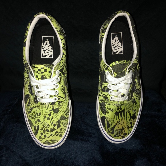 Shoes - Picture 4 of 5